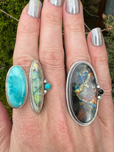 Load image into Gallery viewer, Oil slick.. Sterling silver Labradorite statement ring
