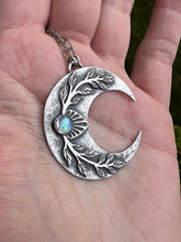 Load image into Gallery viewer, Siren moon necklace
