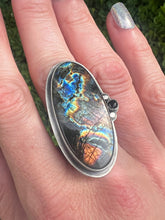 Load image into Gallery viewer, Oil slick.. Sterling silver Labradorite statement ring
