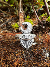 Load image into Gallery viewer, Eye of protection ring
