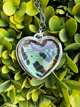 Load image into Gallery viewer, Butterfly love necklace
