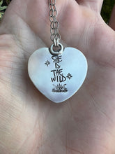 Load image into Gallery viewer, Butterfly love necklace
