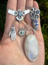 Load image into Gallery viewer, Moonlight wonder hand talisman necklace
