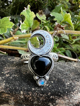 Load image into Gallery viewer, Luna love ring
