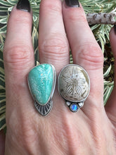 Load image into Gallery viewer, Siren sisters open band ring
