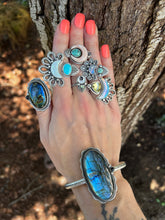 Load image into Gallery viewer, Crescent moon turquoise ring
